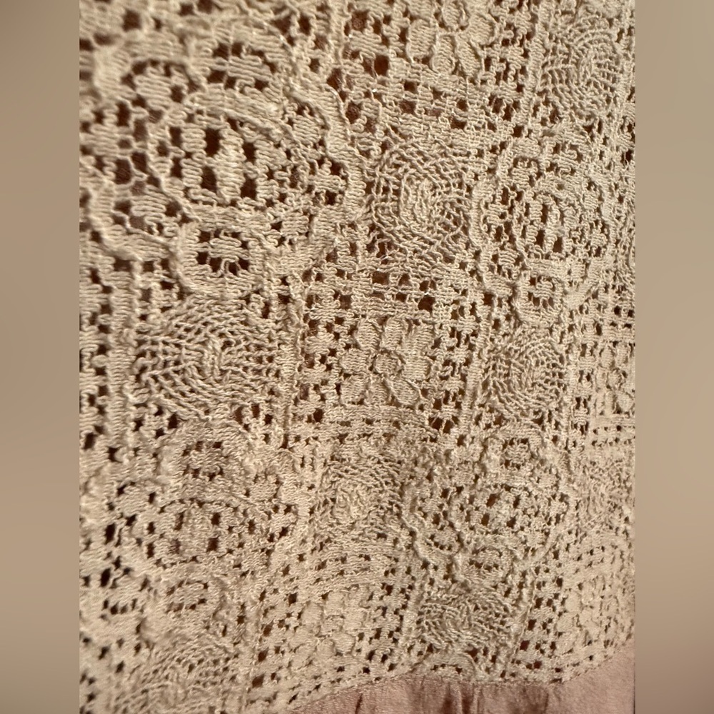 Listicle Mauve Boho Lace Trim Top - Picture 5 of 5